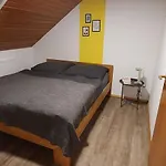 Apartment Mit Kreuzbergblick *